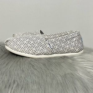 Toms Slip On Women Shoes